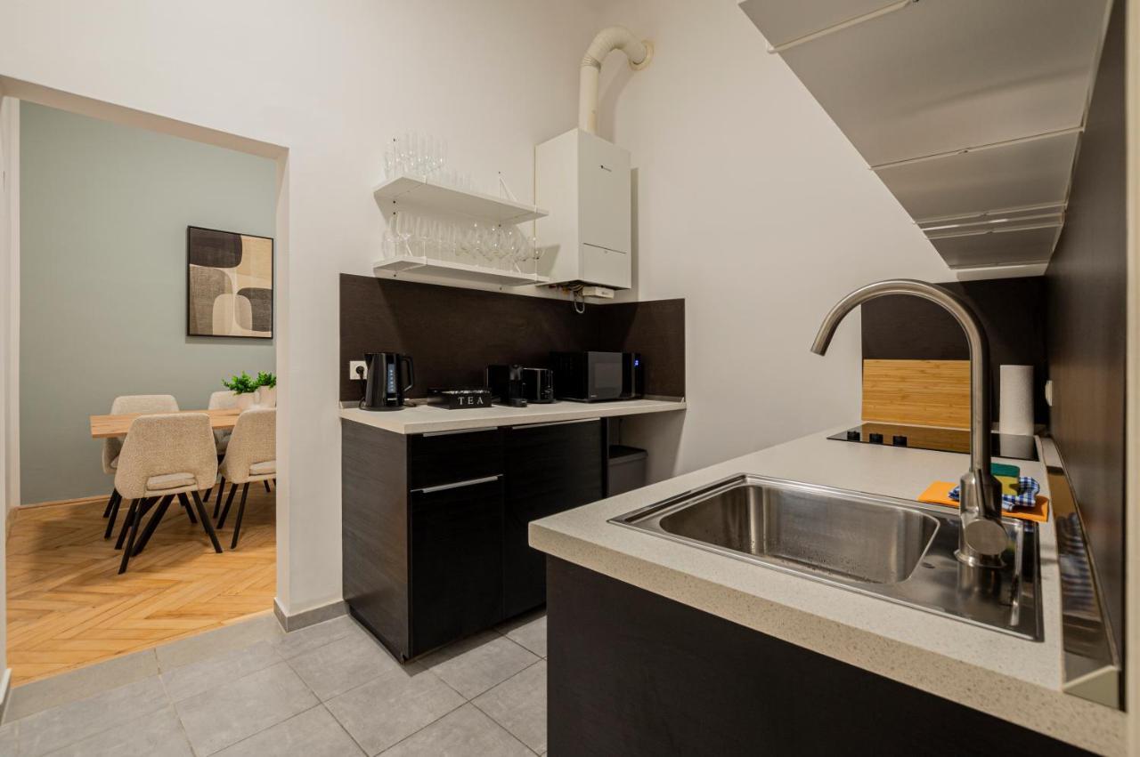 Charming Apt Perfect For 4-6 Tram, Self-Checkin Вена Экстерьер фото